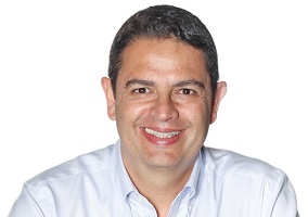 Roberto Funari, EVP Category Marketing<br />Reckitt Benckiser
